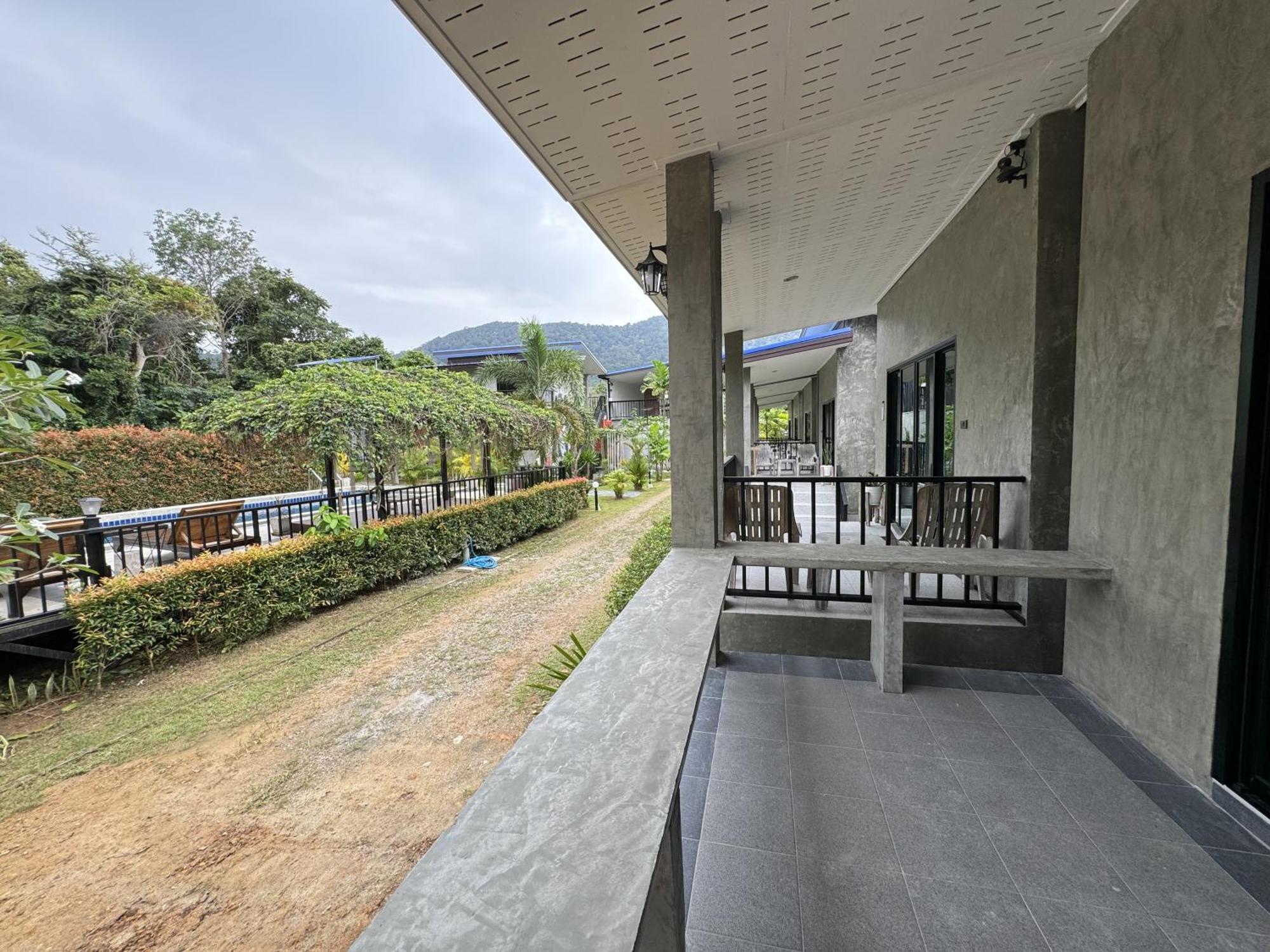 Baan Chainarong Koh Lanta Bagian luar foto